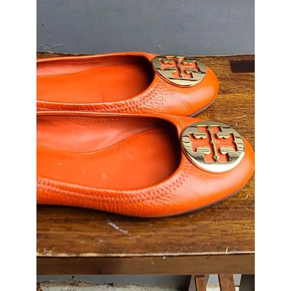 Tory Burch Orange Leather Minnie Ballet Flat Gold Logo size 8